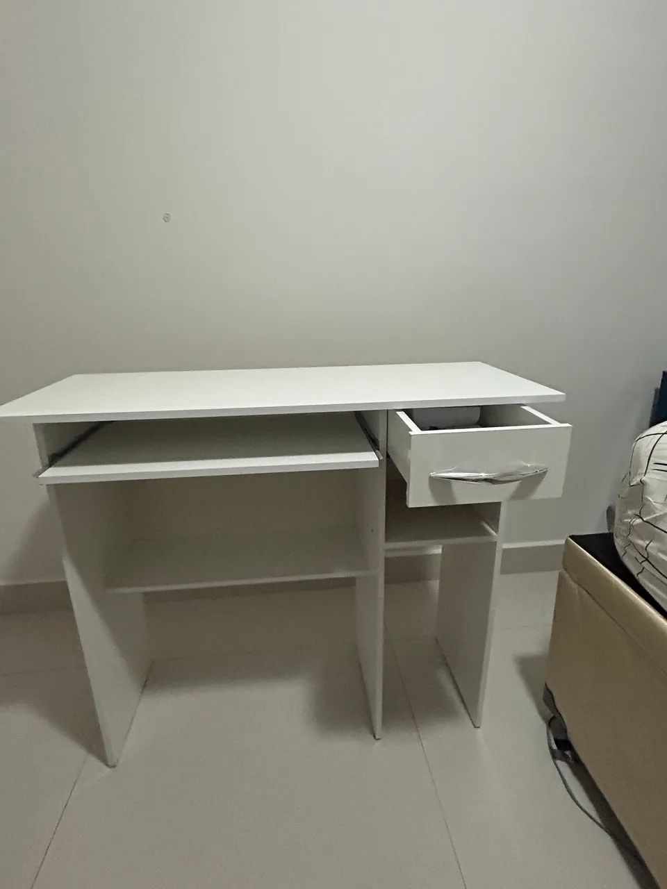 Tv + mesinha de computador  - Foto 5