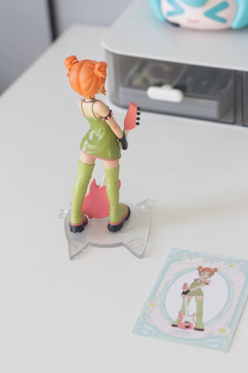 POP MART original Peach Riot Punk Fairy Gigi - Foto 2
