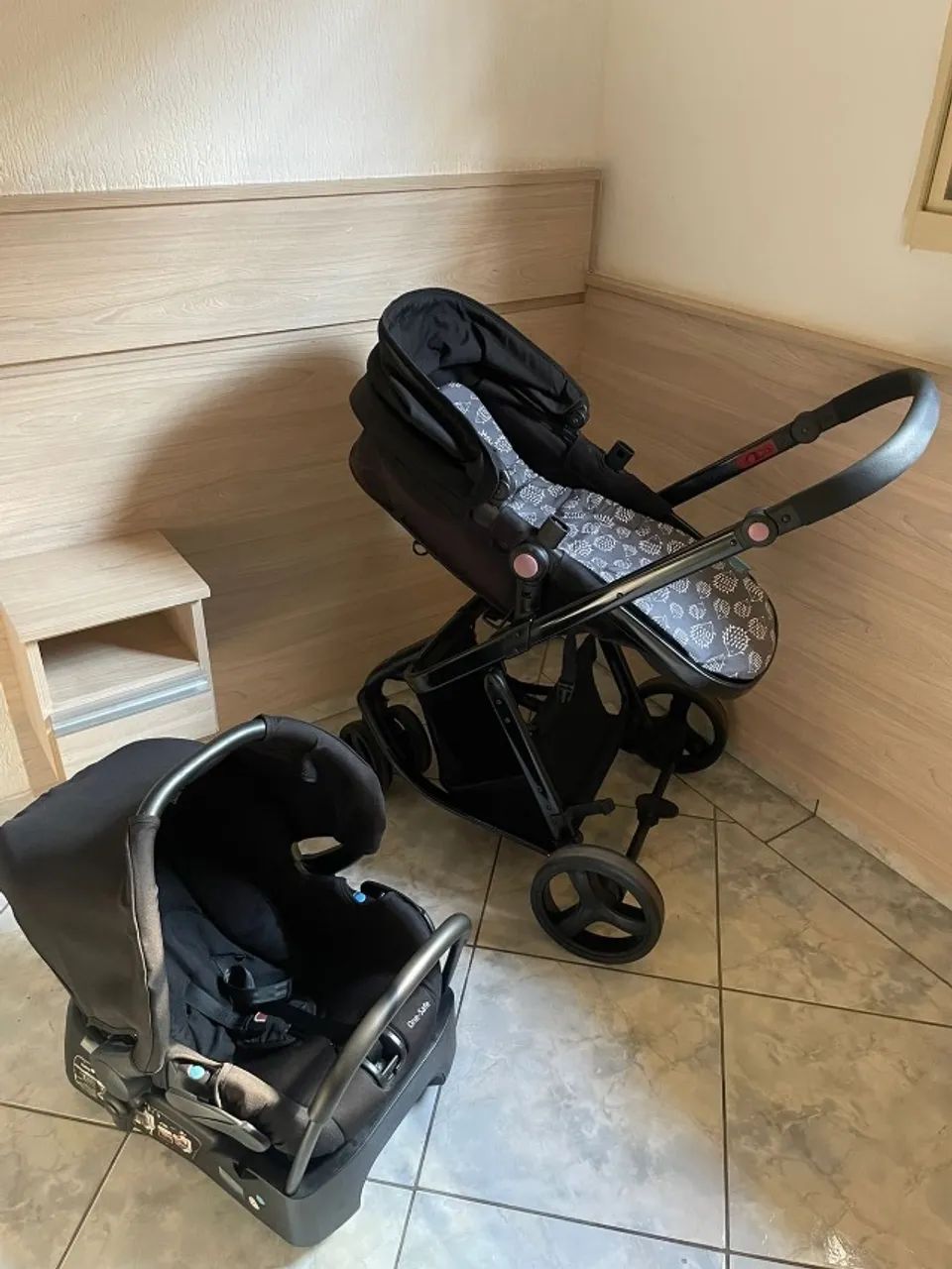 Carrinho + bebê conforto Safety