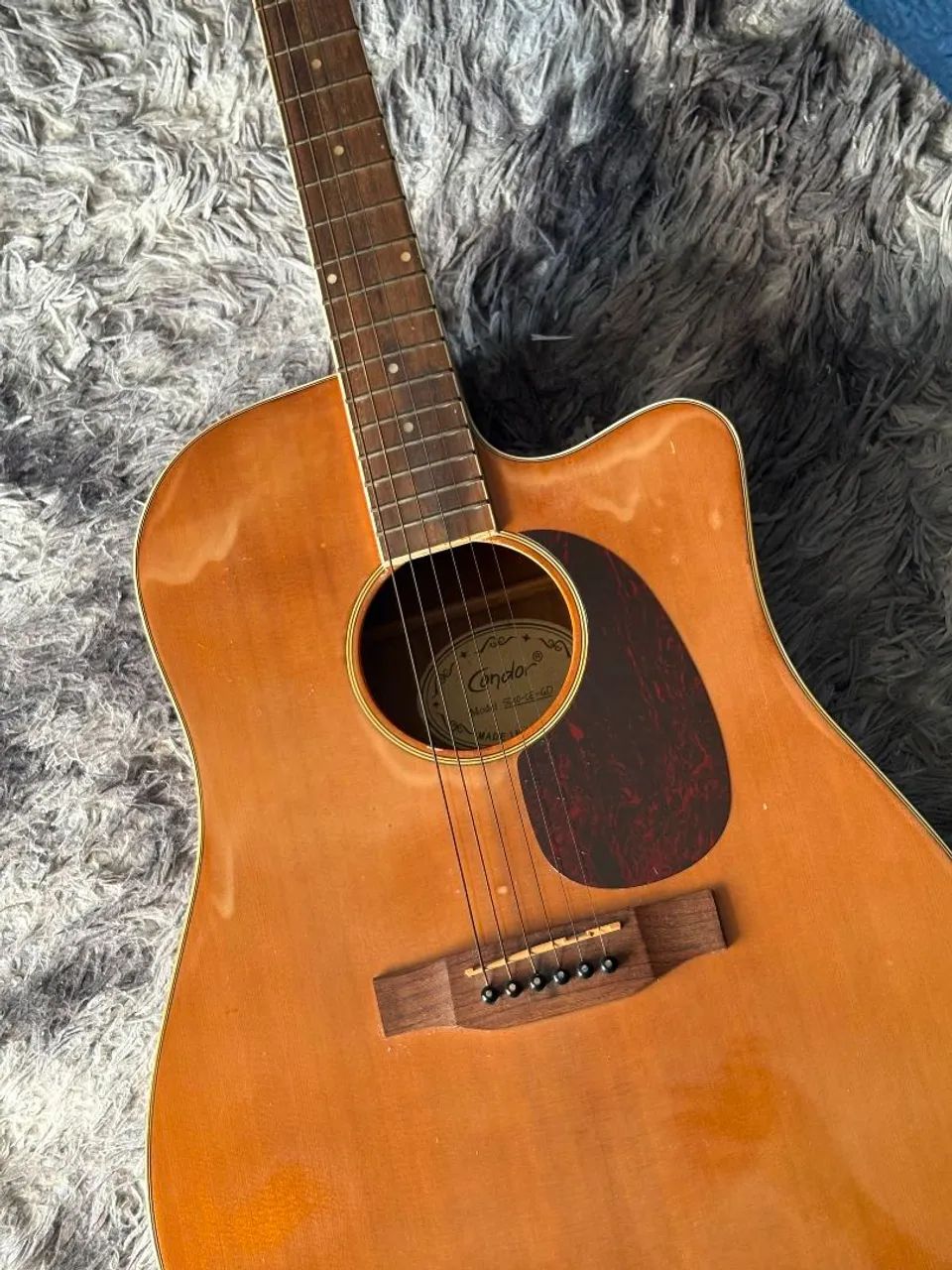 Violão de aço condor