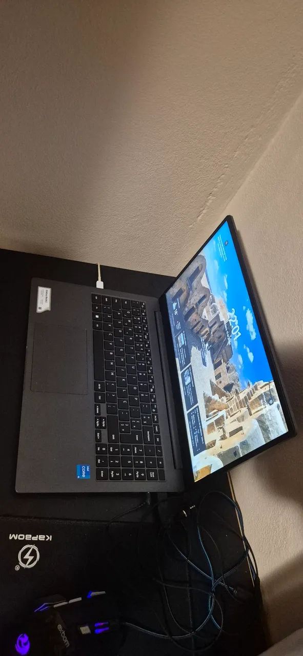 Samsung Galaxy Book2 Core i5 15,6" Full HD - Excelente Estado - Foto 2