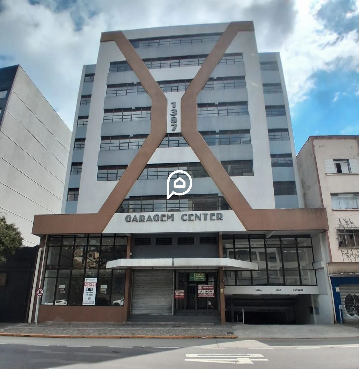 BOX, NO ED GARAGEM CENTER, 16M2, BAIRRO CENTRO