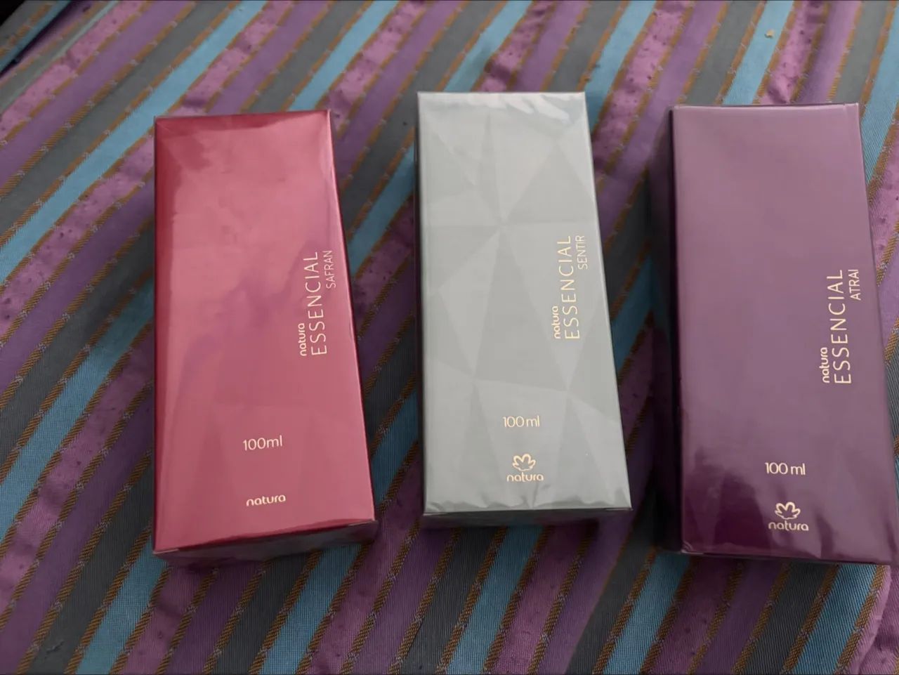 Perfume Essenciais feminino / 150 cada  - Foto 2