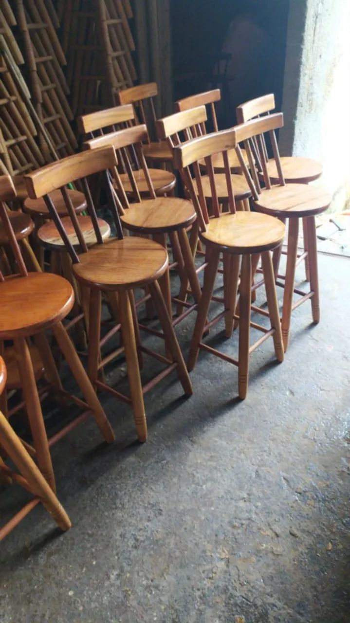 banquetas de madeira
