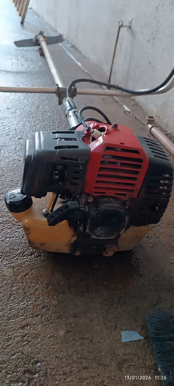 Roçadeira Toyama 43 cc - Foto 3