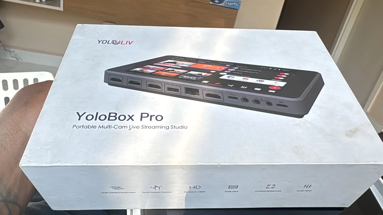 Yolobox Pro