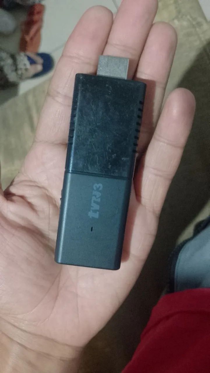 Tvr3 stick  transforma sua TV antiga em Smart  - Foto 4