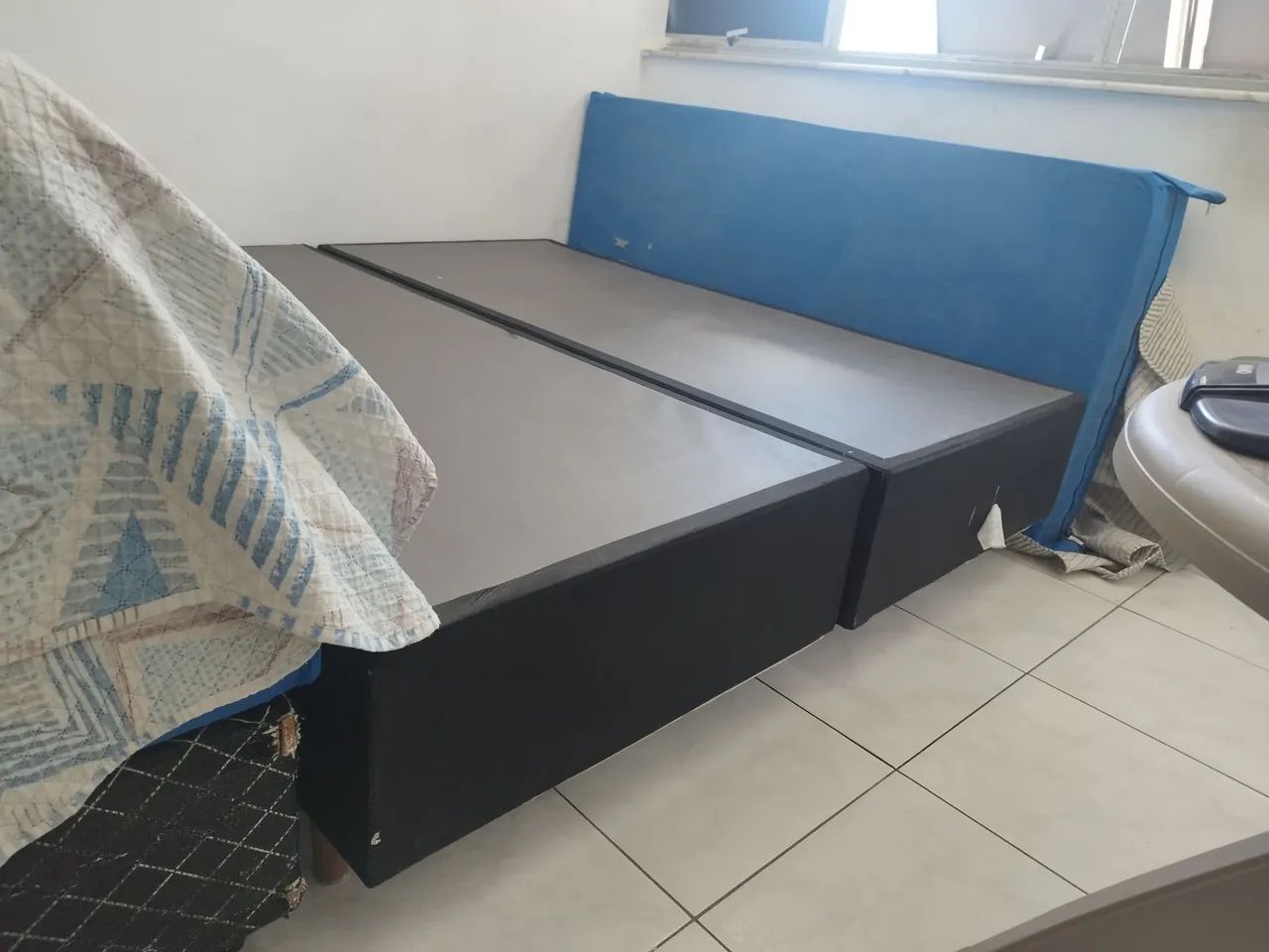 Base de cama de solteiro!