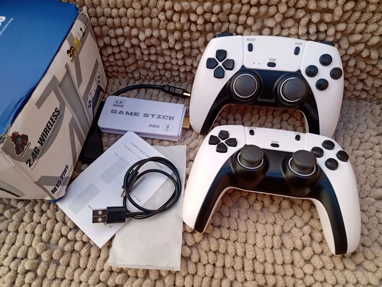 Game Stick com 2 controles - Foto 2