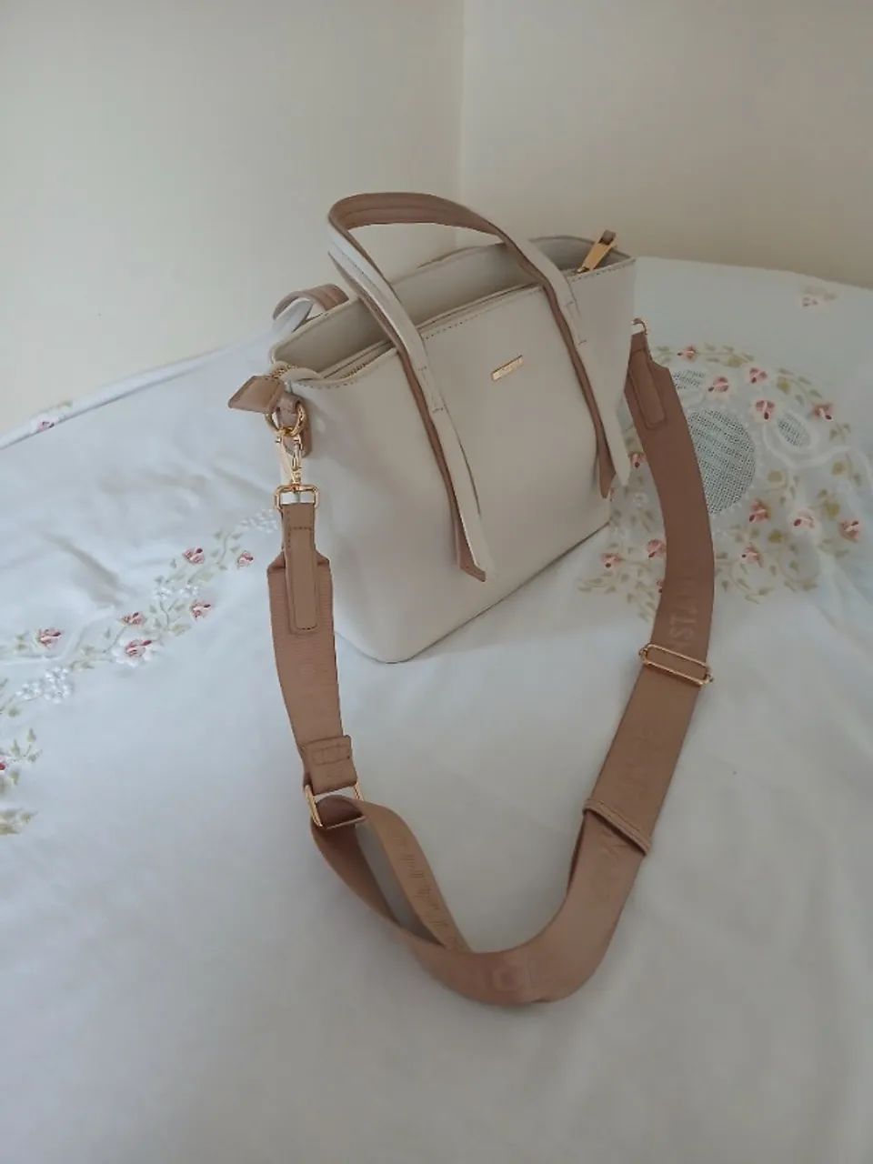 2 Bolsas e 1 mini chapinha  - Foto 4