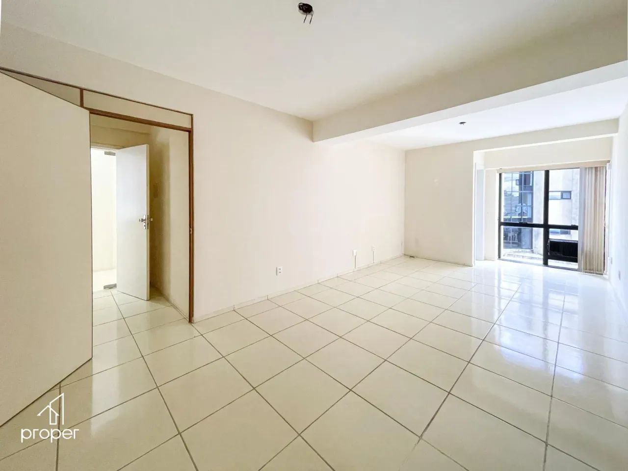 Sala comercial para aluguel no Centro - Pelotas/RS - Foto 3