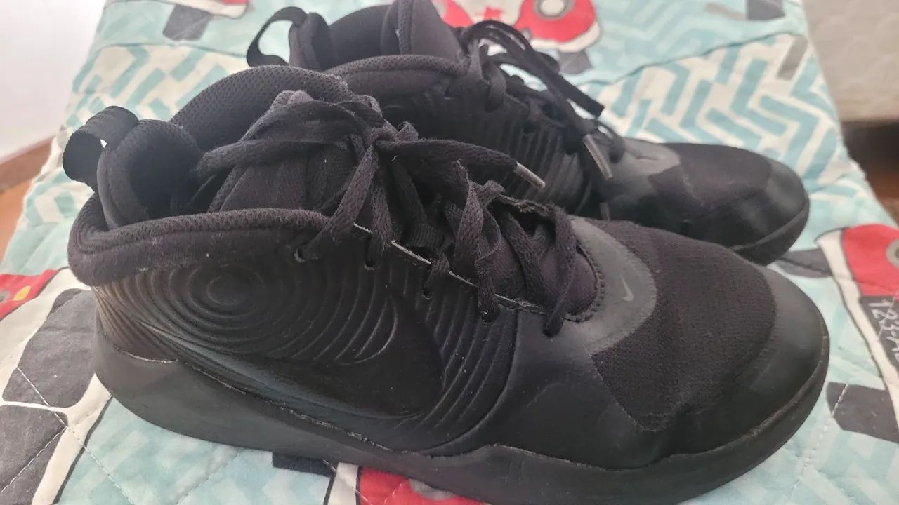 Tenis Nike Black 36
