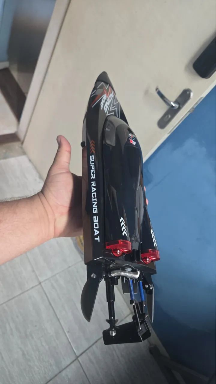 Barco de controle remoto - Foto 2