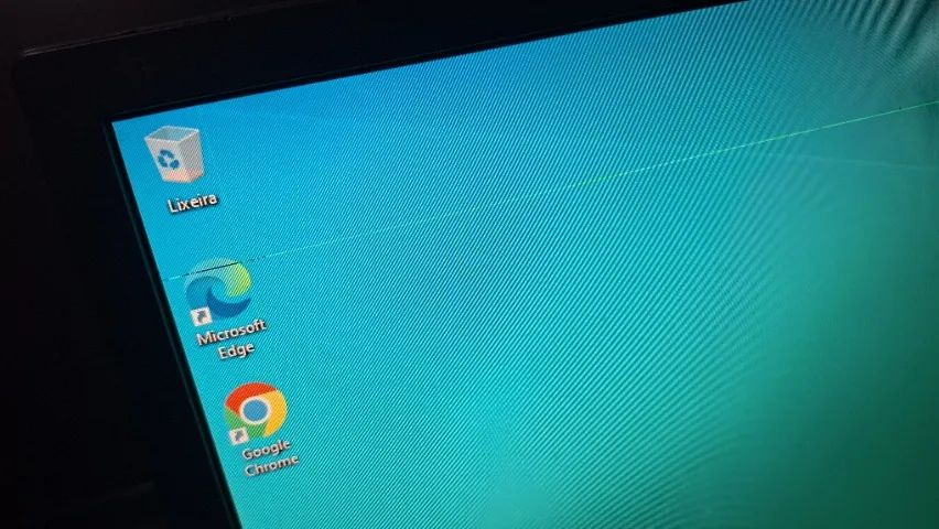 Monitor Positivo 19" - Acompanha Teclado e Mouse  - Foto 3