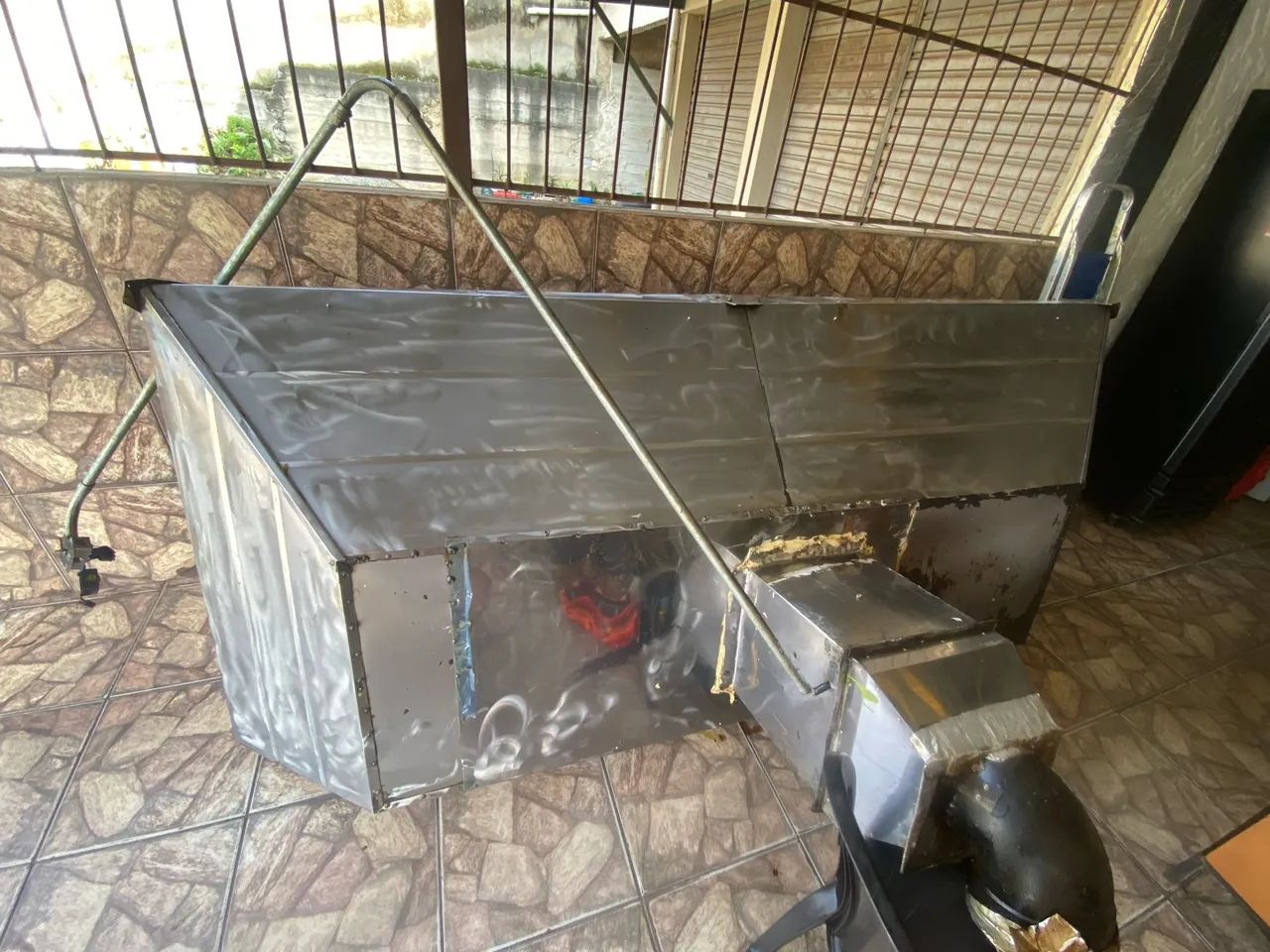 Coifa com exaustor e iluminação 3,00x1,50m inox 