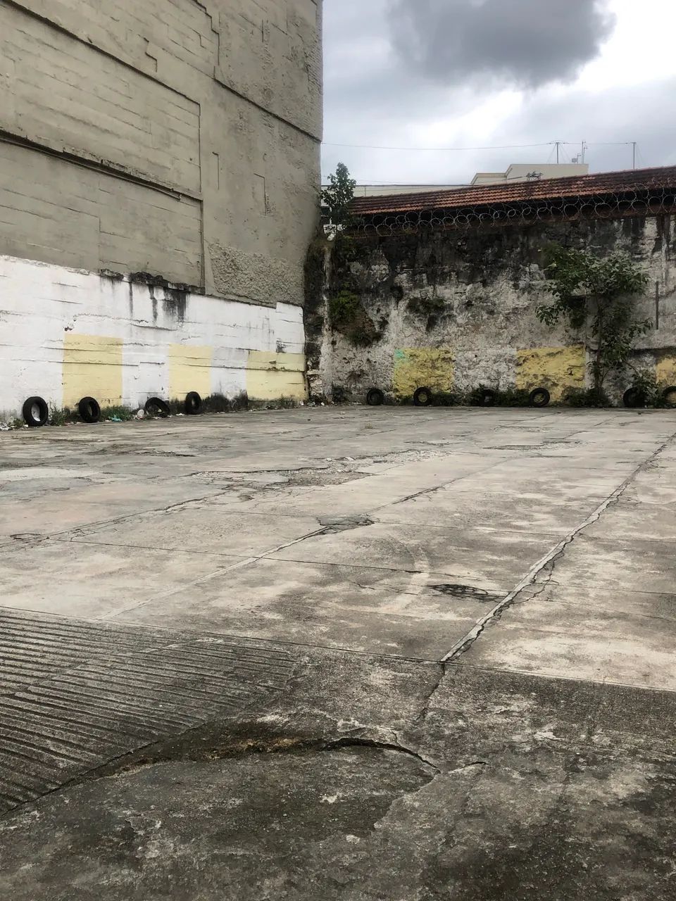 Terreno com estacionamento funcionando  - Foto 2