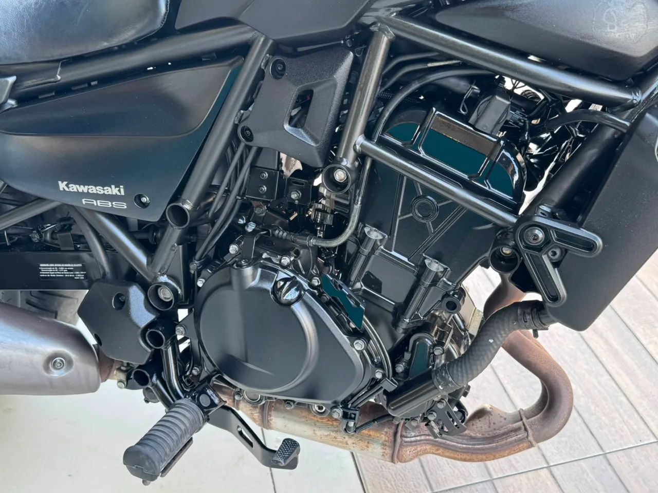 KAWAZAKI ELIMINATOR 500cc 2025 - ESTADO DE ZERO  - Foto 4