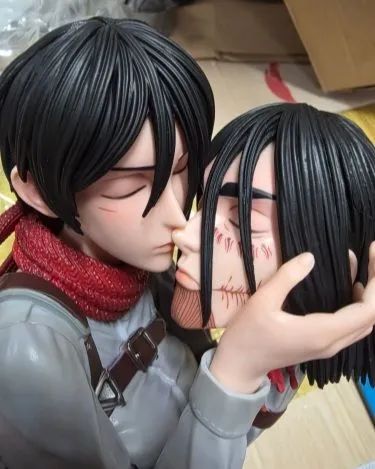 Action Mikasa&Eren beijo do adeus AOT Bandai - Foto 3