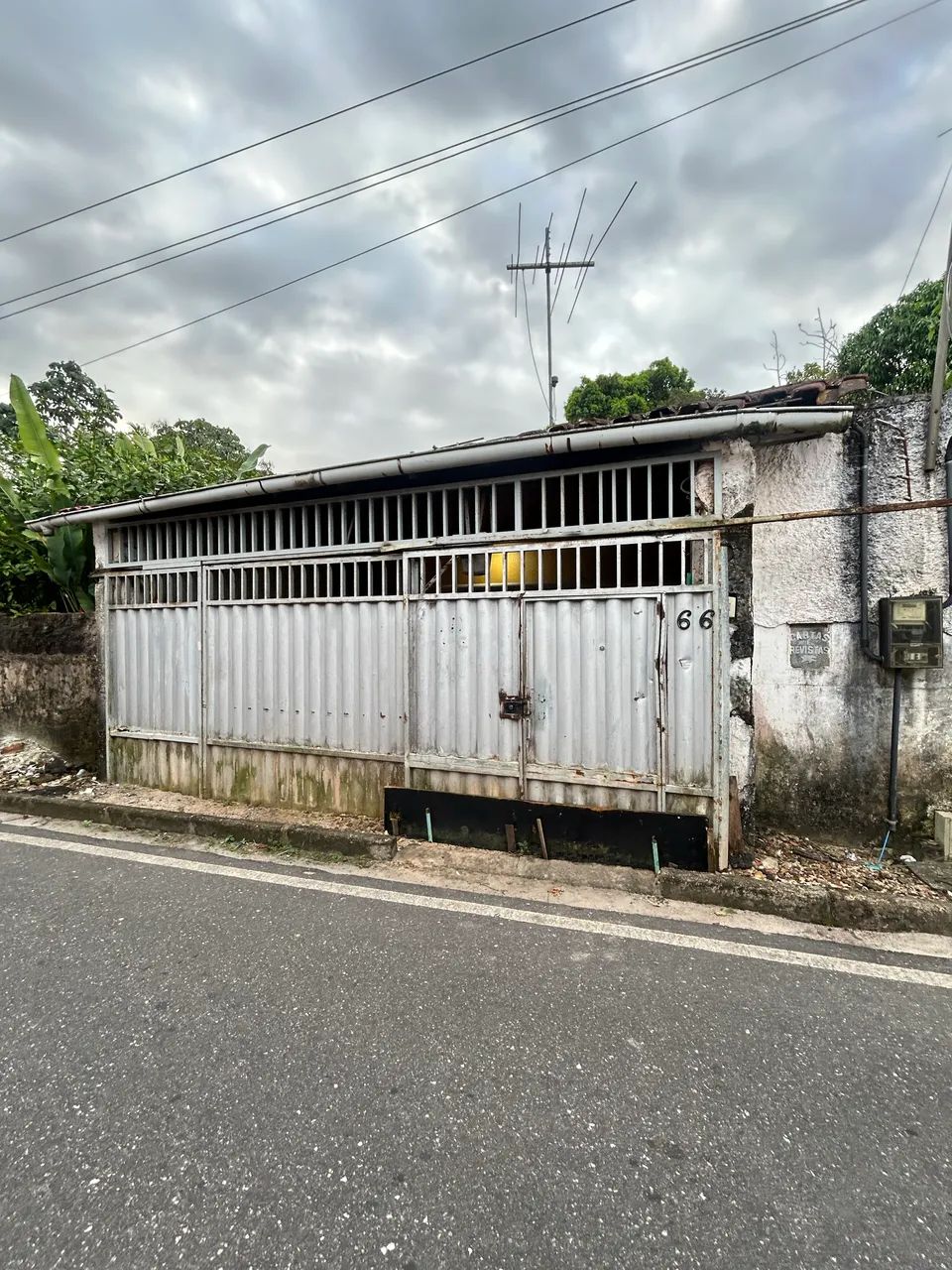 ? CASA À VENDA - COQUEIRO | PRÓXIMA À BR-316 ?