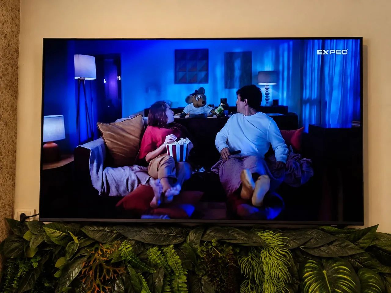 SMART TV SAMSUNG Crystal 4K 50 polegadas - Estado de Nova (Sem detalhes)  - Foto 2