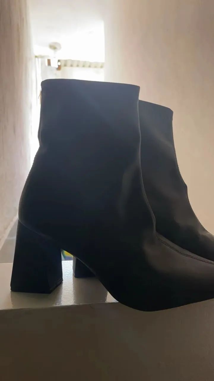 Bota feminina Constance 