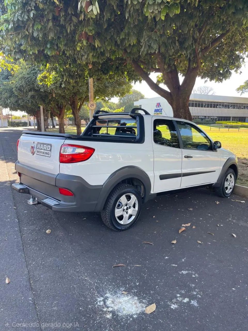 Fiat Strada Working Hard 1.4 Fire Flex 8V CD 2019 - Foto 2
