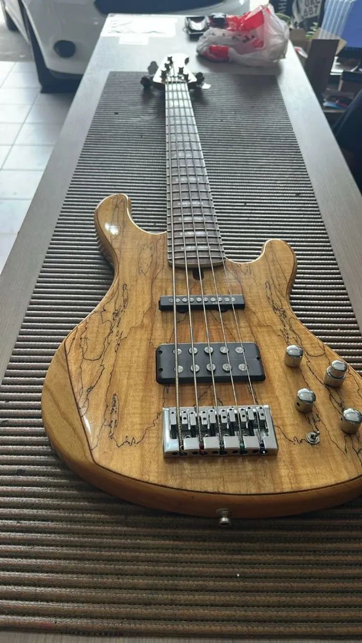 Baixo Cort GB5 custon 
