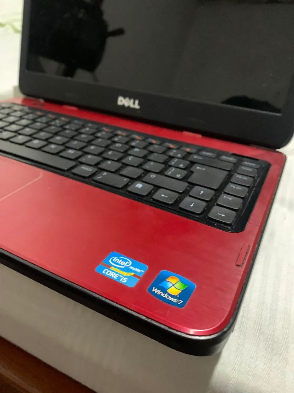 Vendo notebook funcionando mas nesse colocação de SSD pois já é antigo  - Foto 2