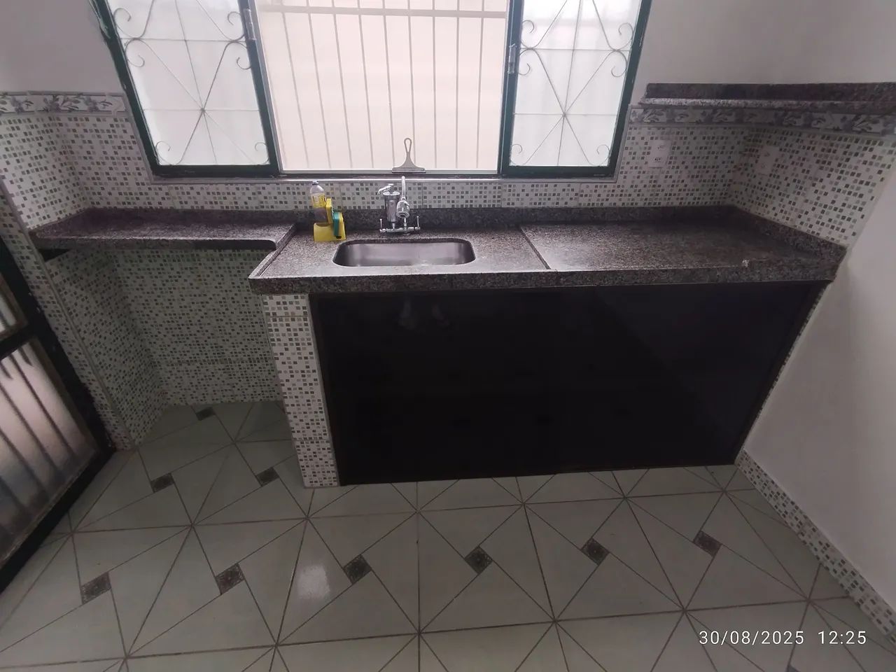 Casa 2 quartos para locação próximo do centro  - Foto 2