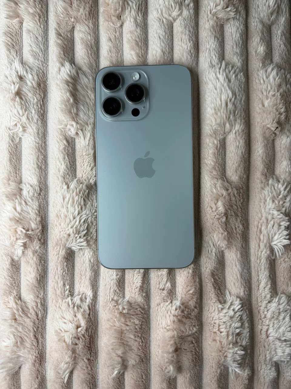 iPhone 15 Pro Max 256GB - Excelente estado