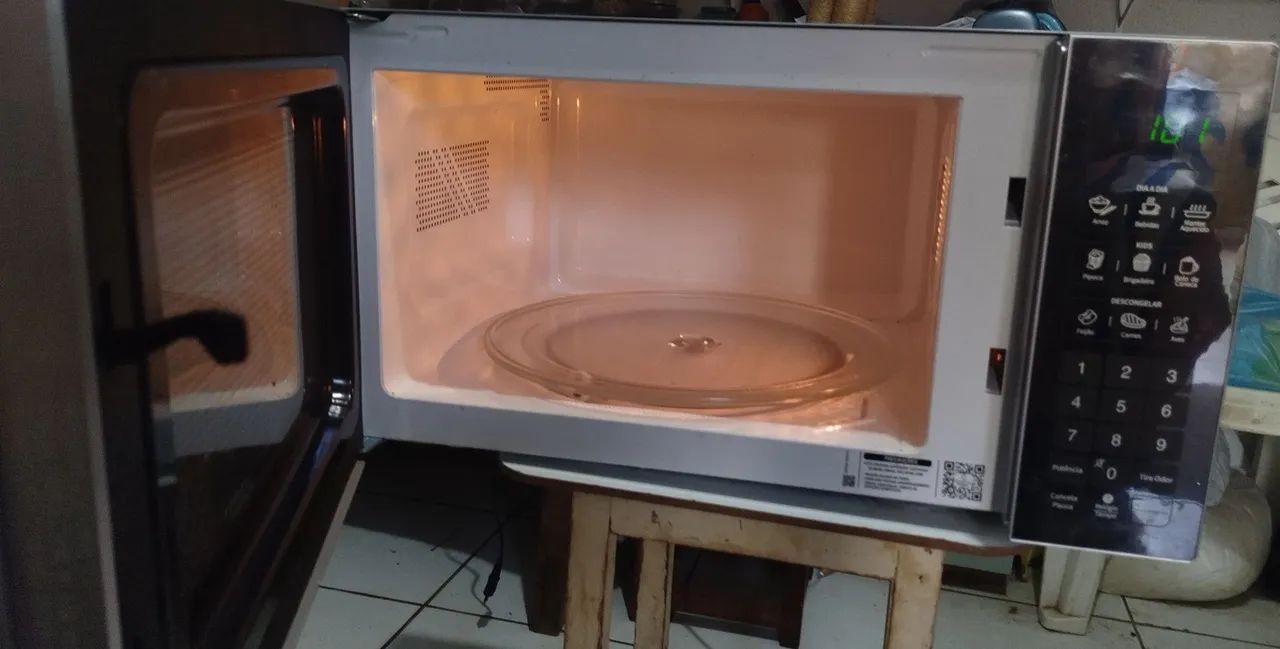 MICROONDAS NOVO - Foto 2