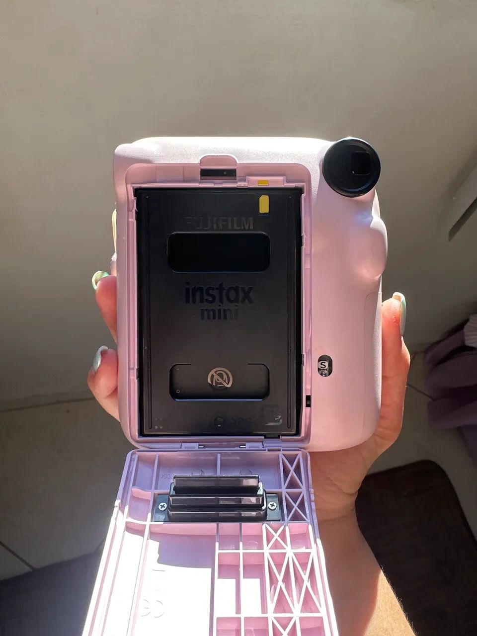Câmera Instax Mini 12 Rosa - Pouco Uso, Funcionando Perfeitamente - Foto 5