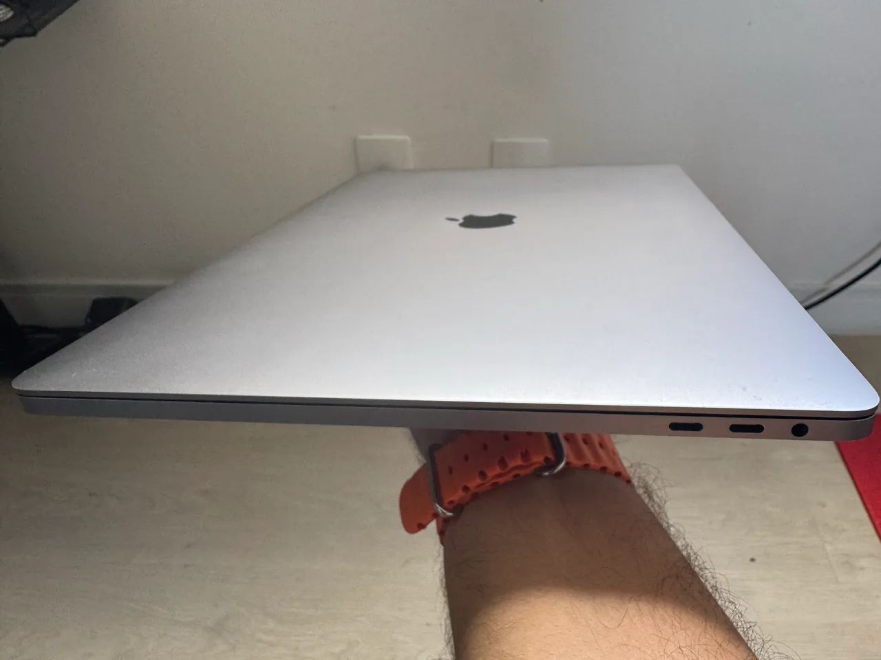 MacBook Pro 16" (2019) - Core i9 | 32GB RAM | 2TB SSD - Foto 3