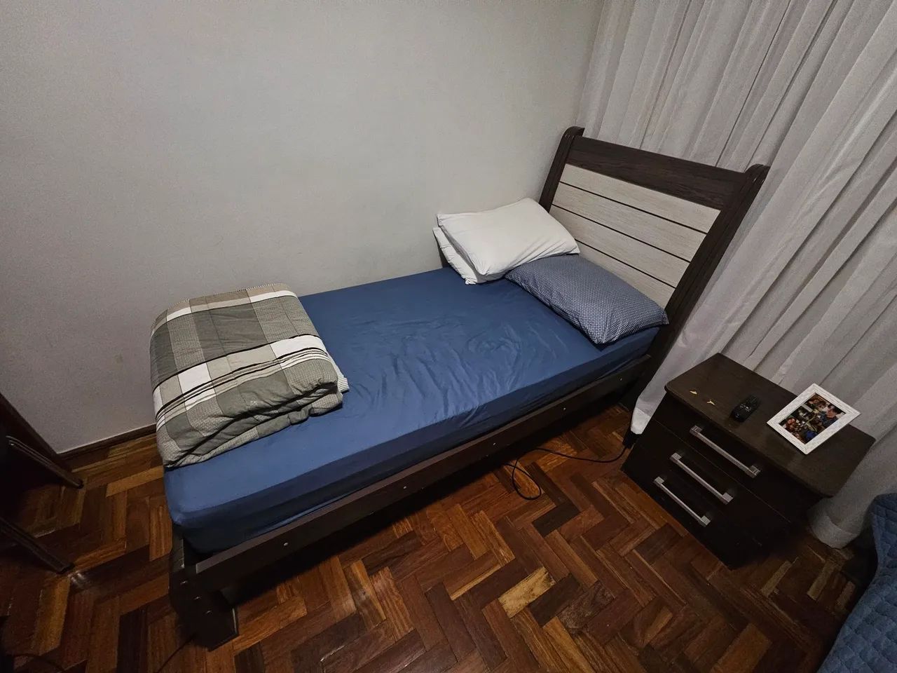 Cama de solteiro 
