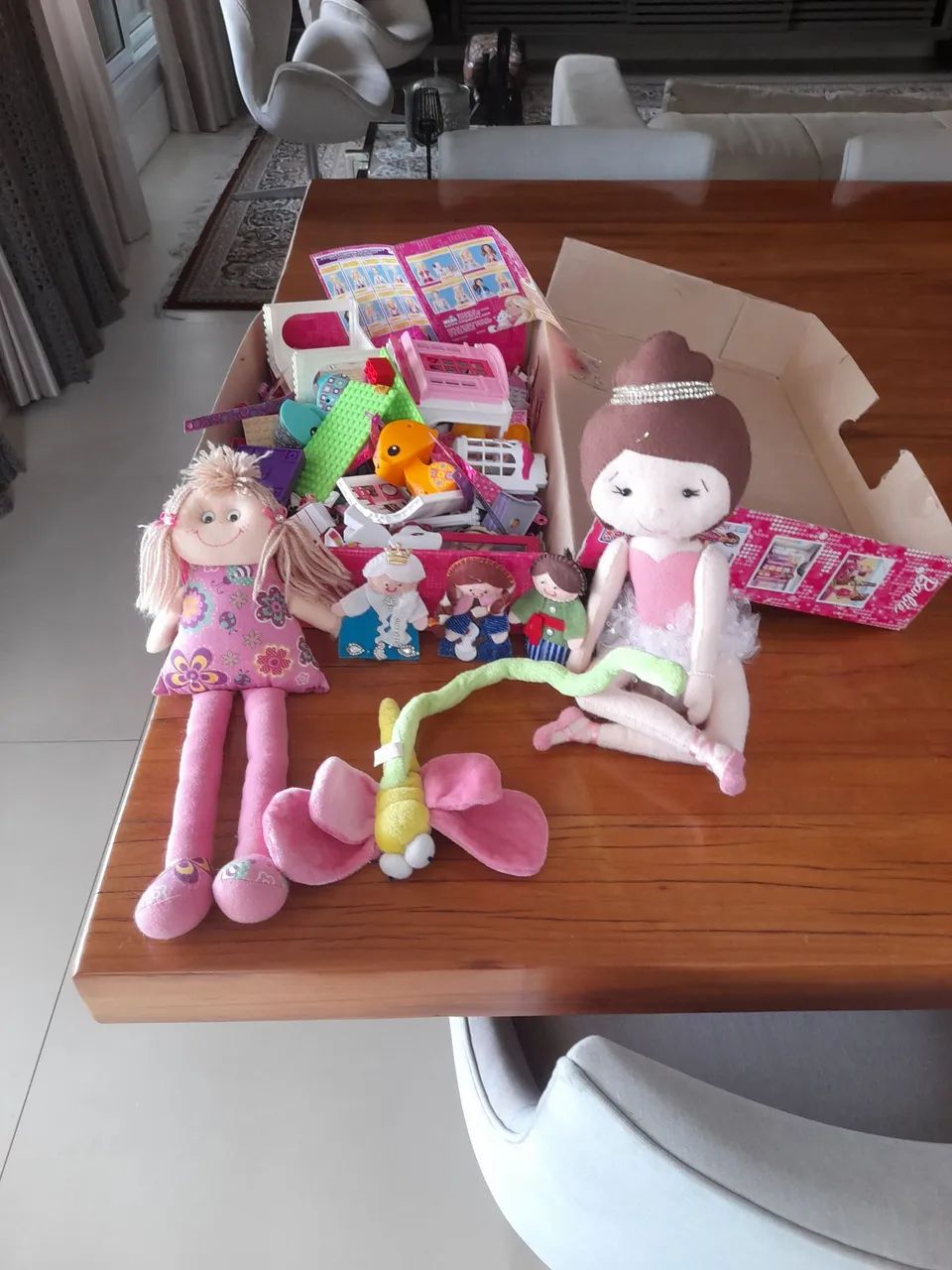Combo bonecas e brinquedos da Barbie 