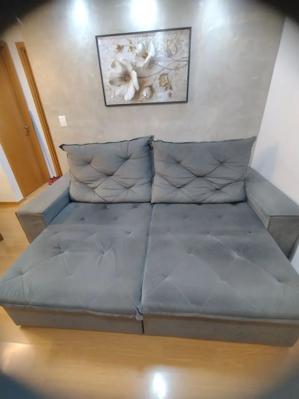 Vendo sofá retrátil 2 lugares  - Foto 3
