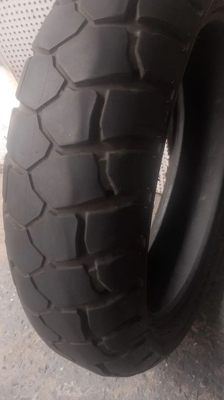 Pneu Traseiro... Estava BMW 1250 - Foto 2