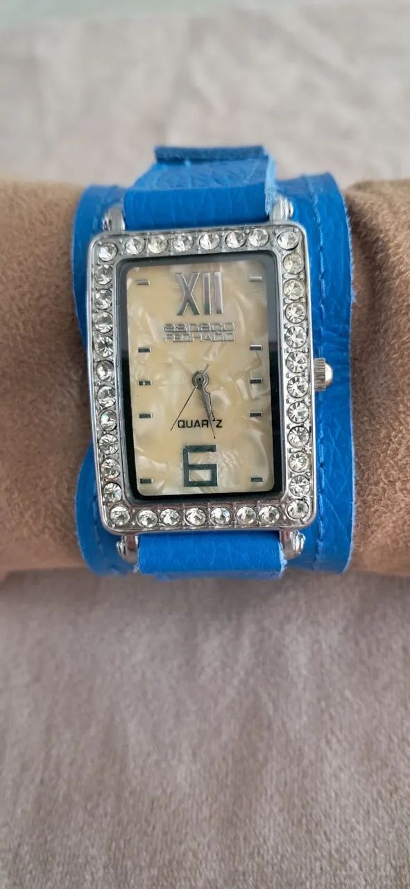 Relógio Guess e Festiva Quadrado Original Pulseira couro