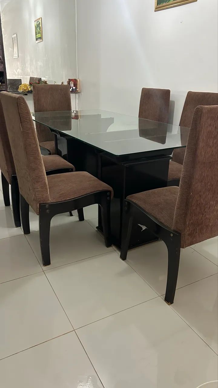 Vende-se mesa com 6 cadeiras  - Foto 2