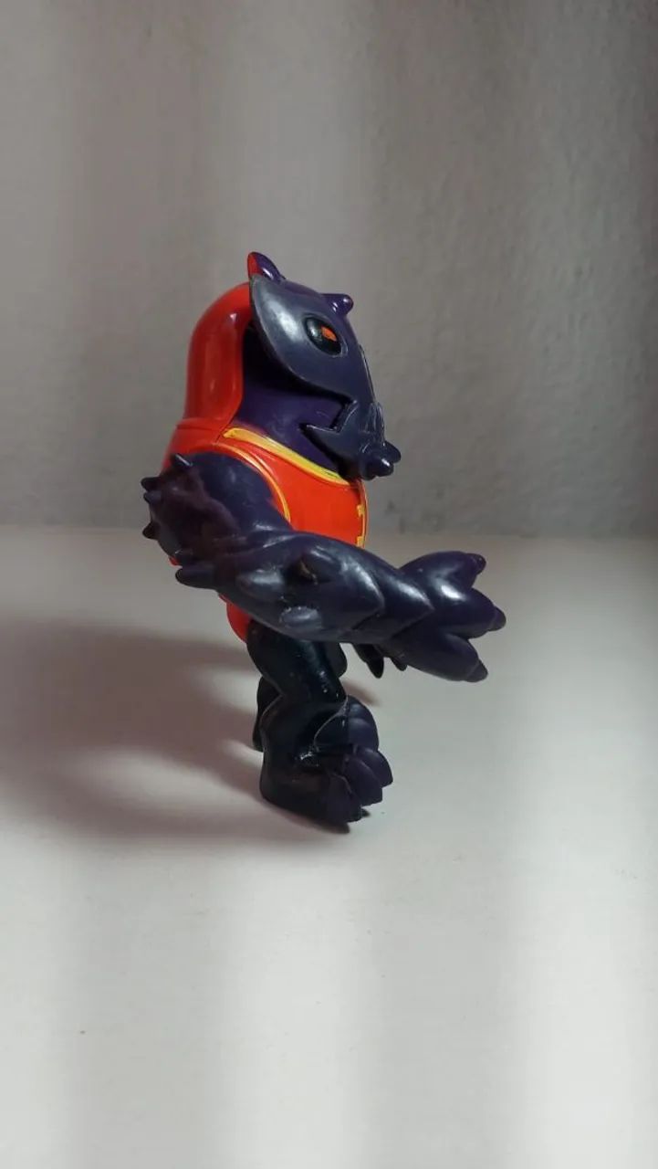 Boneco Ben 10 Solid Plugg Colecionador Raro - Foto 2