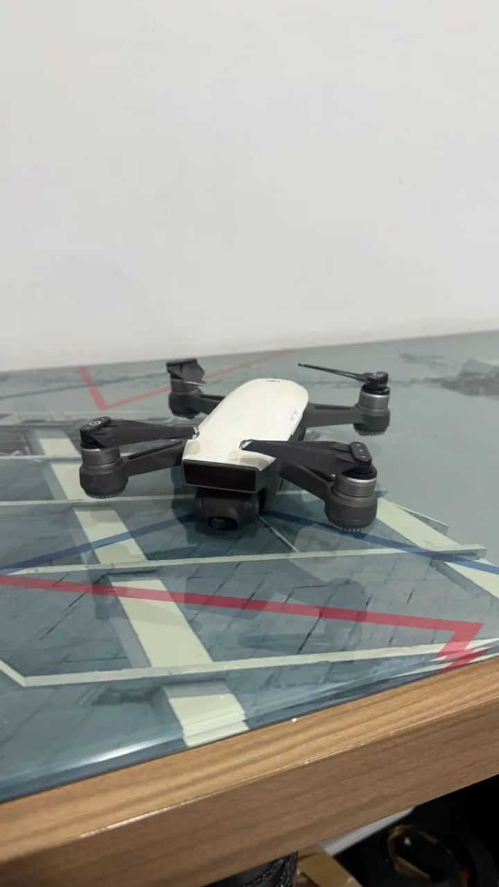 Drone Dji Spark Com Controle Carregador E Bateria