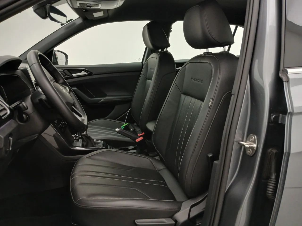 Volkswagen T-Cross Highline 1.4 TSI Flex 16V 5P AUT, foto 16 de 18