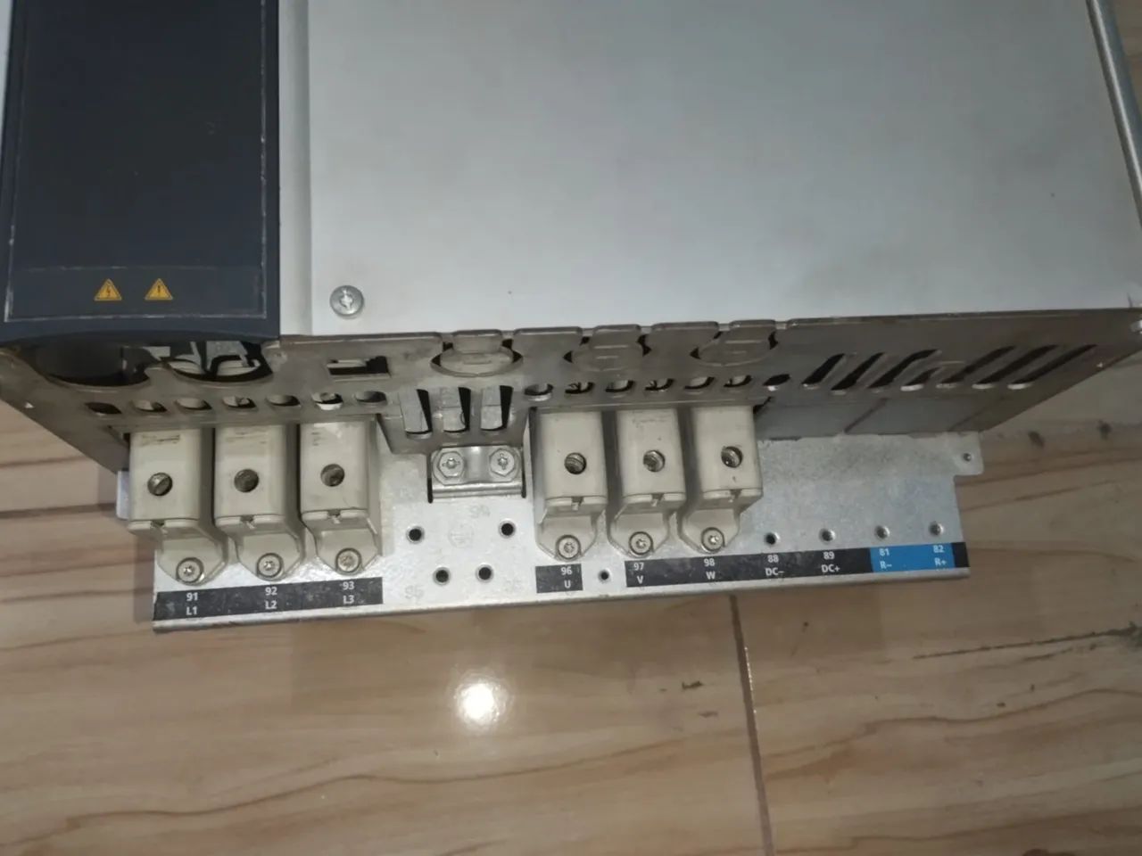 Inversor Danfoss VLT Aqua Drive 50HP - Foto 3