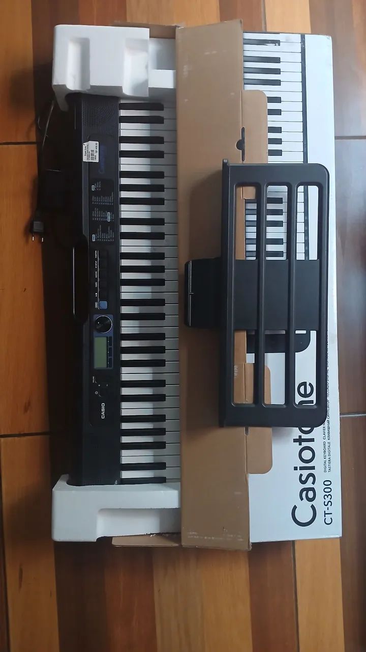 Teclado CASIO CT-S300  (aceita cartão de CRÉDITO)