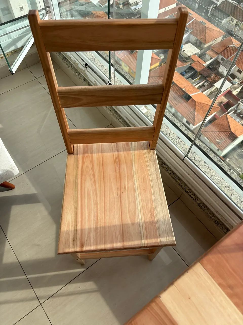Mesa com 2 cadeiras. - Foto 3