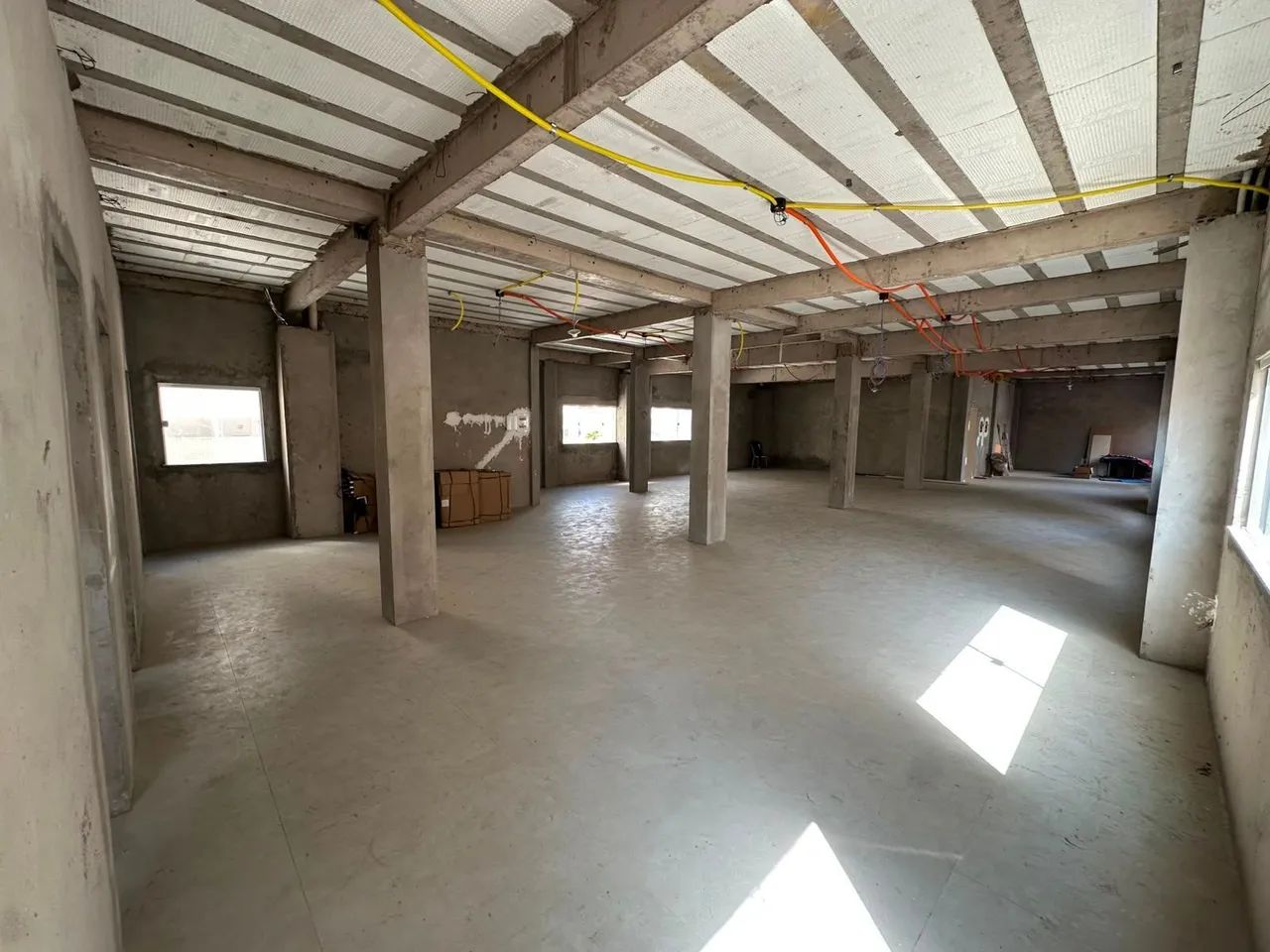 LOJA Comercial  Renascença | Rua dos Juritis - Foto 2