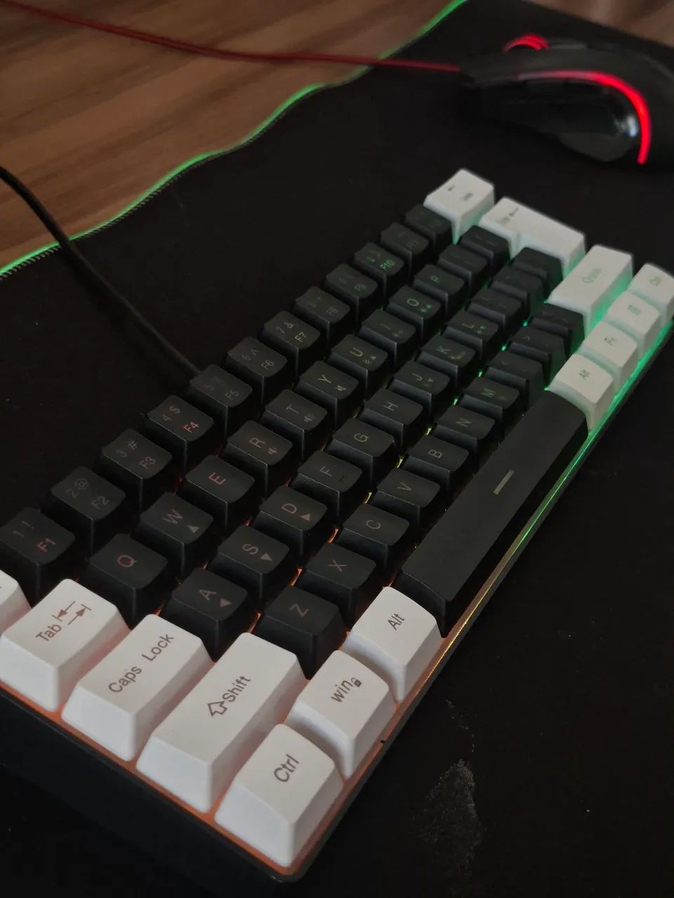Teclado gamer 60% - Foto 3