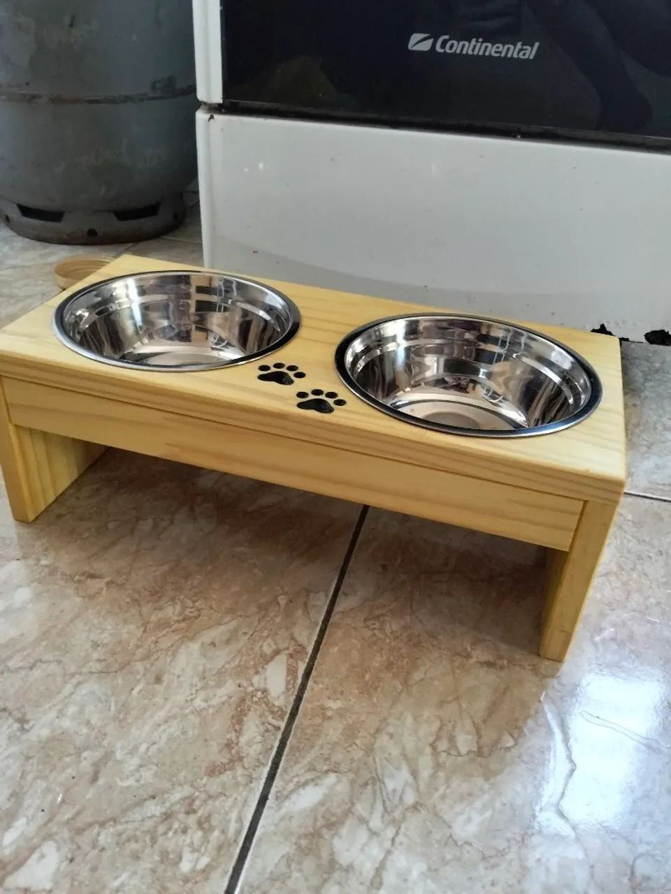 comedouro de cachorro 