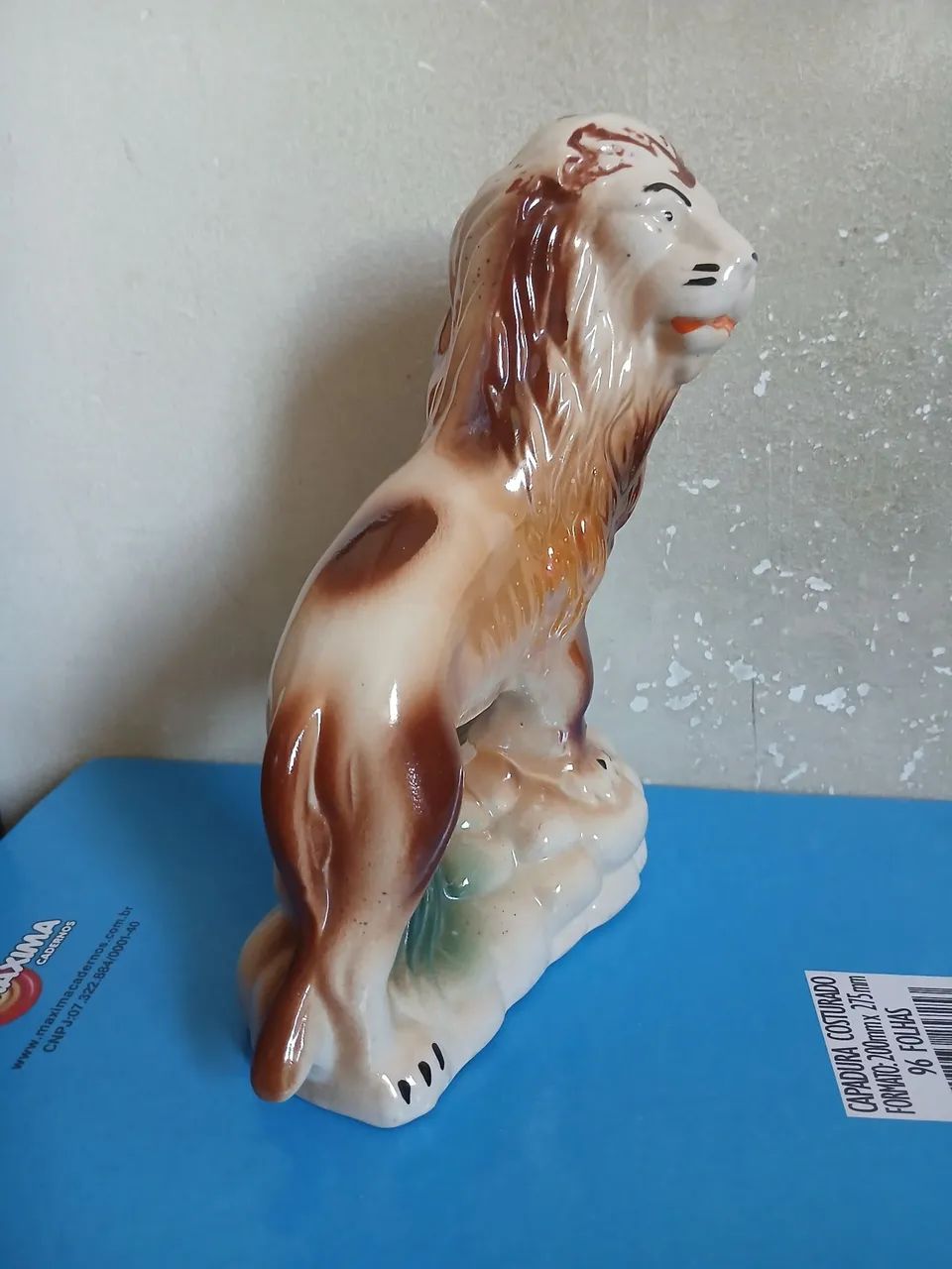 Esculrua leão de porcelana  - Foto 3