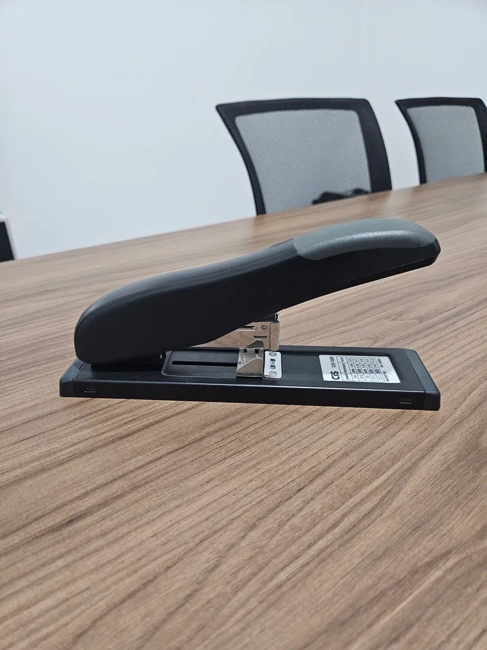 Grampeador de mesa Cis - 1000 até 100 folhas